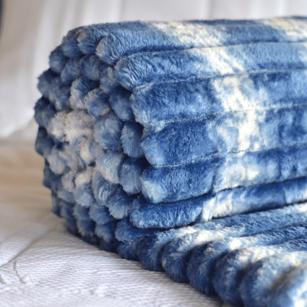 Cobija Premium Acanalada - 310g microfibra Ligera 180x2 mt | Casa Dorada - Casa Dorada