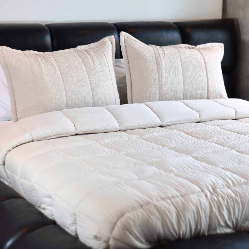 Plumón Elegance para cama | Casa Dorada - Casa Dorada